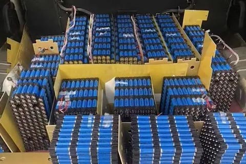 卢龙潘庄德赛电池DESAY铅酸蓄电池回收,高价磷酸电池回收